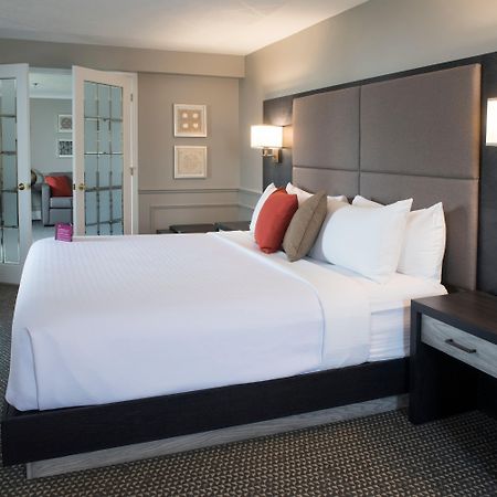 Crowne Plaza Fredericton Lord Beaverbrook By Ihg Buitenkant foto