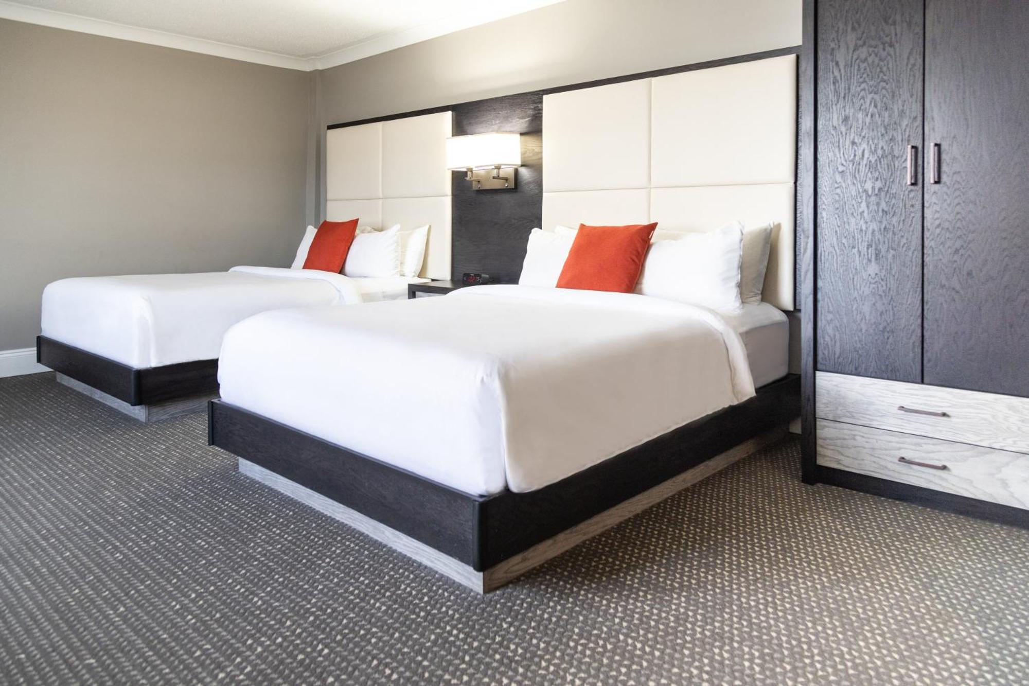 Crowne Plaza Fredericton Lord Beaverbrook By Ihg Buitenkant foto